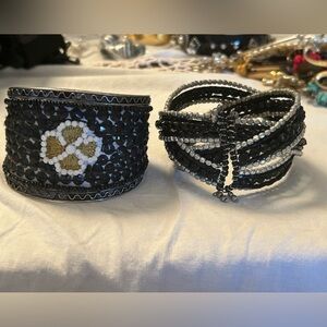 HUGE SALE! PAIR (2) VINTAGE CUFF BRACELETS BLACK/SILVER TONE